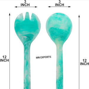 ชุดอุปกรณ์เสิร์ฟสลัดเคลือบเรซิ่น 100% จาก Artistic MN EXPORTS ทนทาน ลายรูปนางฟ้า พร้อมช้อนไอศกรีม เหมาะสำหรับเป็นของขวัญในวันหยุดและงานปาร์ตี้ - Product Image 1
