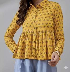 Vente Flash : Haut court tendance pour femme – Style estival ajusté et moulant, idéal pour un look décontracté, basique mais de haute qualité - Product Image 6