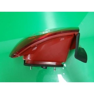 Feu arrière extérieur droit d'occasion OEM 3C5945096C pour CC 2005-2012 - Product Image 4