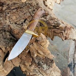 Couteau de chasse artisanal de haute qualité, manche en bois, acier Damas, couteau de camping pour la survie en milieu sauvage - Product Image 4