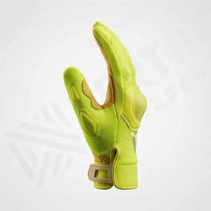 Accessoires de protection haute performance personnalisés pour pilotes de karting et motocyclistes hivernaux – Équipement de course automobile - Product Image 3