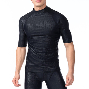 เสื้อรัดรูปแขนสั้นสำหรับผู้ชาย ยี่ห้อ HASH INTERNATIONAL สีดำ แห้งเร็ว ระบายอากาศได้ดี ผลิตจากผ้าสแปนเด็กซ์และโพลีเอสเตอร์ - Product Image 5