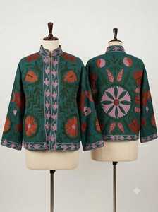 Veste en coton vert sarcelle à motif floral, style kimono, ouverte sur le devant, faite à la main, inspirée des textiles traditionnels d'Asie centrale, d'inspiration ouzbèque. - Product Image 5