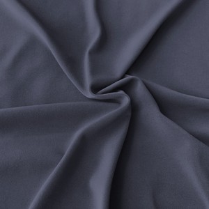 ผ้าถักเนื้อเจอร์ซีย์เดี่ยวผสมอีลาสเทน ยืดได้ น้ำหนัก 180 GSM ผลิตจากผ้าฝ้าย 95% และสแปนเด็กซ์ 5% สำหรับเสื้อผ้า ขายส่ง - Product Image 1
