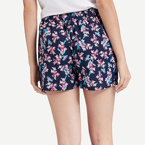 Women Floral Print Casual Shorts <b>Elastic</b> Waist Loose Fit Summer Lightweight Comfortable Beach Wear Shorts - Product Image 2