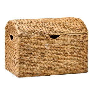 Large Scalloped Rattan Storage Chest, Eco-friendly Wicker Trunk and Hamper, Blanket Box with Lid - Product Image 5