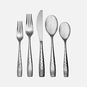 Ensemble de couverts en acier inoxydable au design moderne et luxueux, finition polie miroir, compatible lave-vaisselle, construction durable, adapté aux hôtels - Product Image 2