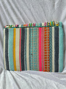 กระเป๋าคลัทช์ทรง FlapTote ประดับเหรียญหรูหรา  กระเป๋าถือสไตล์ชนเผ่าประดับลูกปัด  สำหรับผู้หญิง แฟชั่นบูติก - Product Image 4