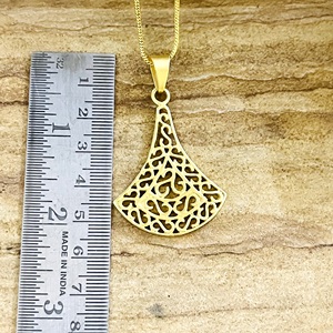 สร้อยคอจี้พัดโบโฮแบบใหม่ สไตล์ชาติพันธุ์ ทำจากทองเหลือง ชุบทอง 18k ลายฉลุรูปสามเหลี่ยม สำหรับผู้หญิง ขายส่งแบบ OEM ODM - Product Image 3