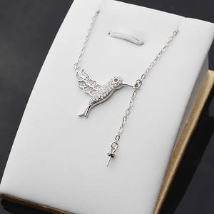 Collar con Colgante de Plata S925 para Mujer, Conjunto de Joyería de Perlas DIY con Colibrí Alzando el Vuelo y Cadena Clavícula para un Estilo Personalizado - Product Image 1