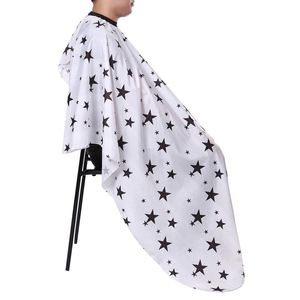 Cape de barbier personnalisée avec logo, respirante, anti-adhésive, imperméable, en polyester, pour coiffeur - Product Image 3