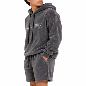 Ensemble sweat à capuche et short pour homme – Tenue décontractée de détente – Sweat à capuche oversize de qualité supérieure – Coupe décontractée pour le quotidien – Tendance et léger - Product Image 4
