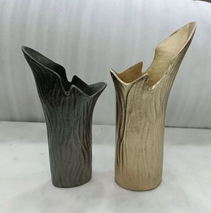 Venta al por Mayor de Floreros de Aluminio Hechos a Mano, Diseño Moderno, Color Dorado y Negro, Decoración para Mesa, Hogar y Bodas, Florero Personalizado - Product Image 1