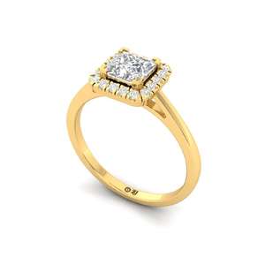 Bague solitaire en diamant de laboratoire taille princesse et taille ronde en or 10 carats avec finition plaquée or pour femme - Product Image 1
