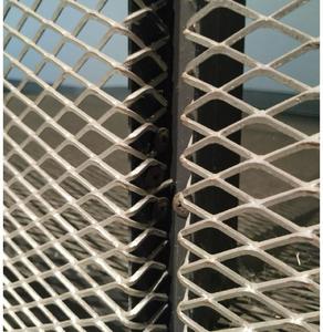 Iron Expanded <b>Mesh</b> Conveyor <b>Screen</b> Iron Expanded <b>Mesh</b> Furnace Guard Iron Expanded <b>Mesh</b> Spark Guard Iron Expanded <b>Mesh</b> Weld - Product Image 3