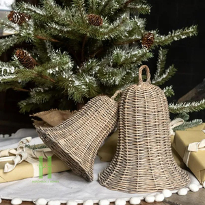 Clochettes de Noël vintage en métal, or et argent, pour décoration de sapin, ornement suspendu, cloche artisanale pour couronne de Noël, bricolage et décoration de fêtes - Product Image 1