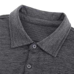 เสื้อเชิ้ตแขนยาวผู้ชายพรีเมียม OEM ผ้าถัก 100% คอตตอน ดีไซน์แบบรีดร้อนตามสั่ง เนื้อผ้านุ่ม ระบายอากาศได้ดี - Product Image 5
