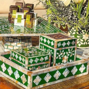 Juego de Incienso ÉlanShell de Lujo con Incrustaciones de Madreperla, Elegante Porta Incienso con Incrustaciones de Concha Iridiscente para una Decoración Árabe con Estilo - Product Image 3