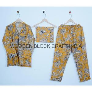 Ensemble de pyjama d'été confortable en coton pour femme, imprimé à la main, tenue de nuit, tailles pour adultes, y compris pour demoiselles d'honneur - Product Image 2