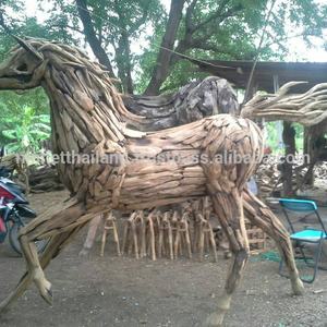 ประติมากรรมม้าจากไม้ลอยน้ำ - Product Image 4