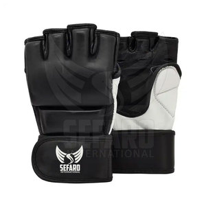 Équipement d'arts martiaux fabriqué dans les meilleurs matériaux, gants de MMA personnalisés selon votre propre design. - Product Image 2
