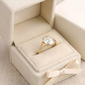<b>Cushion</b> Old Mine Cut Lab Grown Diamond Engagement <b>Ring</b> Fashion <b>Ring</b> IGI Certified DEF Color VSVVS Clarity 10K 14K 18K Solid Gold - Product Image 1