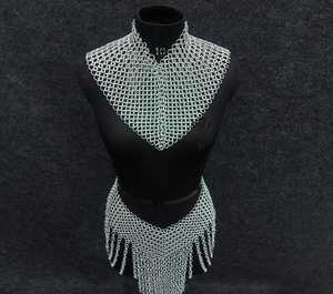 Robe de mode en armure de chaîne irrégulière en acier inoxydable plaqué argent avec détails à franges - Product Image 1