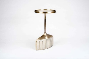 Set of 2 pedestal tables in shagreen shell and brass luxury modern nesting accent tables premium textured inlay end tables - Product Image 5