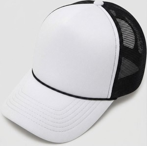 Casquette Trucker 5 Panneaux en Maille Blanche et Noire, Réglable, Visière Courbée en Mousse, Logo Personnalisé, Respirante, Style Baseball - Product Image 4