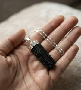 Collier pendentif en tourmaline naturelle brute, plaqué or, argent, or rose, bijoux en pierres précieuses, cadeau chrétien pour la vie quotidienne - Product Image 2