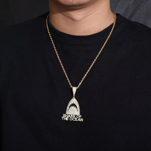 Collar con colgante de tiburón de moissanita y plata de ley S925, estilo Bling Ice Out, para hombre, joyería de lujo para raperos, estilo hip hop. - Product Image 2
