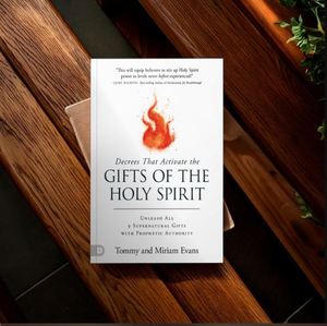 Dichos decretos que activan los dones del Espíritu Santo de Tommy Evans, libro sobre el crecimiento espiritual cristiano - Product Image 3