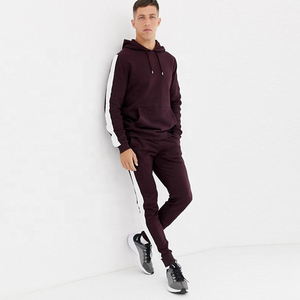 Sweat-shirt à capuche bordeaux pour homme, manches longues, couleur unie, survêtement décontracté avec poches latérales, fermeture à cordon, coupe classique - Product Image 4