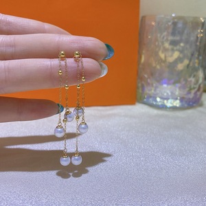 ต่างหูมุกน้ำจืดทรงกลม G18 K ทอง 10-11 มม. แสงเงางาม ดีไซน์เรียบง่ายสำหรับผู้หญิง - Product Image 2