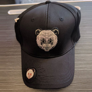 Gorra de golf con soporte para tees, de fábrica OEM, ajustable, con soporte para tees incorporado para entrenamiento y juego de golf. - Product Image 1