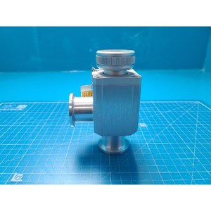 Válvula de fuelle de alto vacío SMC XLH-25 usada como pieza de repuesto para equipos de semiconductores Legacy - Product Image 1
