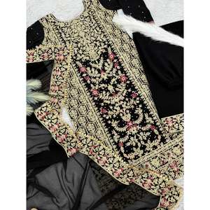 Hermoso conjunto de top y pantalón de seda con elegante dupatta para fiestas, elegante salwar kameez de seda. - Product Image 2