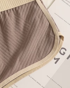 Men Knitted Solid Color Casual Loungewear Shorts Mid Rise Soft Seamless Plain Dyed Polyester/Cotton Blend All Seasons - Product Image 5
