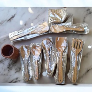 Ensemble d'ustensiles à salade en bois de haute qualité avec cuillères et spatules, écologiques, ustensiles de cuisine manuels - Product Image 4
