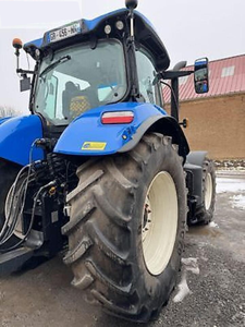 Tracteur agricole New Holland T-7.165 S - Product Image 2