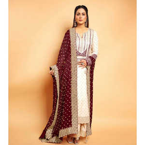 Elegante Salwar Kameez de Poliéster para Bodas, Conjunto de Top y Pantalón con Dupatta, con Bordado Pesado y Lentejuelas - Product Image 1