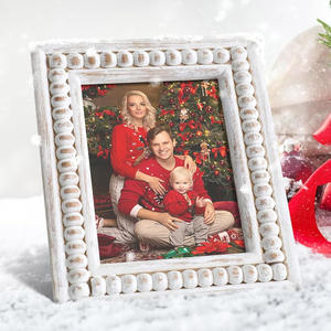 Cadre photo 4x6 sculpté à la main en bois blanchi à la chaux avec perles cadre décoratif parfait pour la décoration de la maison approvisionnement d'usine en gros - Product Image 6