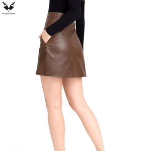 Jupes mini en PU marron tendance, plissées, style enveloppant, taille haute, qualité classique, pour femmes, streetwear, prix de gros - Product Image 2