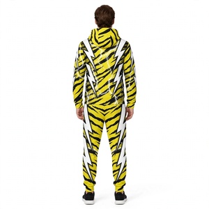 Chándal Sublimado para Hombre, Moderno, Confeccionado con Material Suave, Ofrece Estampados Únicos, Chándal Sublimado para Uso Diario - Product Image 2