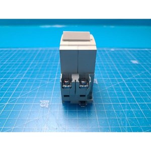 Protecteur de circuit Fuji CP32FM/0.5 d'occasion – Pièces détachées d'équipement semi-conducteur de marque Legacy - Product Image 3