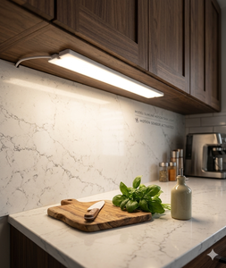 Iota International PANEL LIGHT-Polycarbonate Body Eye Comfort รับประกัน 1 ปี - Product Image 3