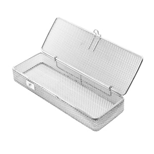 Bandeja de Esterilización Manual de Acero Inoxidable, 9" x 3" x 1", Malla Perforada, Autoclavable, Acabado Liso Pulido, Certificación CE - Product Image 6