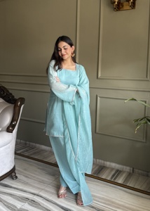 Conjunto FARSHI SALWAR SUIT de Tela de Seda Crisantada con Bordado Siroski, Top y Dupatta, Listo para Usar, para Fiesta, Moderno, de Secado Rápido - Product Image 5