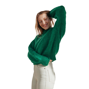 Sweat-shirt de luxe en mohair pour femme, personnalisable avec logo, pull doux et moelleux à col rond, chaud pour l'hiver, style décontracté streetwear, vêtements de mode en gros - Product Image 3
