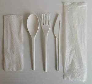 Juego de Cubiertos Desechables CPLA Ligeros de 6.5 Pulgadas, Blancos, Reciclables, de Lujo, con Tenedor, Cuchillo, Cuchara para Té, Servilleta y Bolsa de Papel - Product Image 1